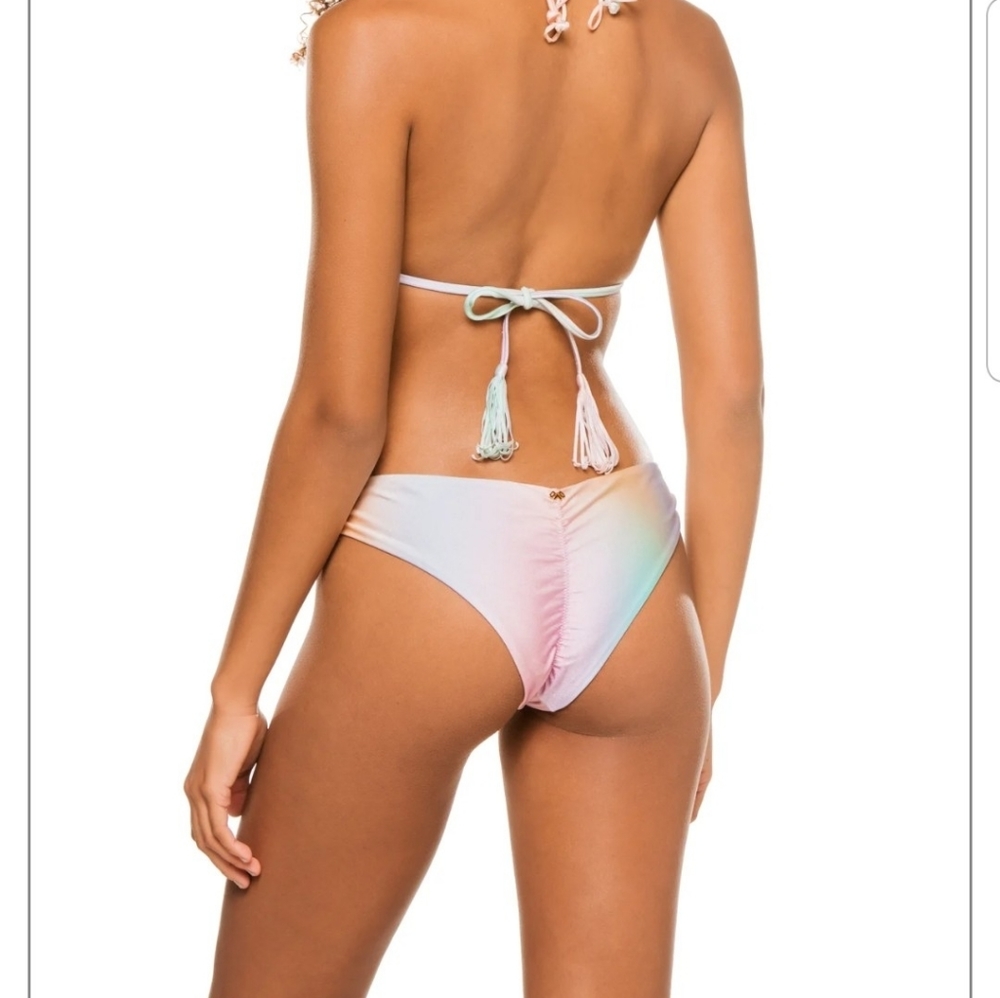 Bathing suit - Picture 2 of 3